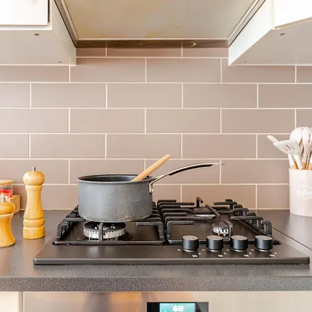 Le Joyau A Etterbeek Apartment