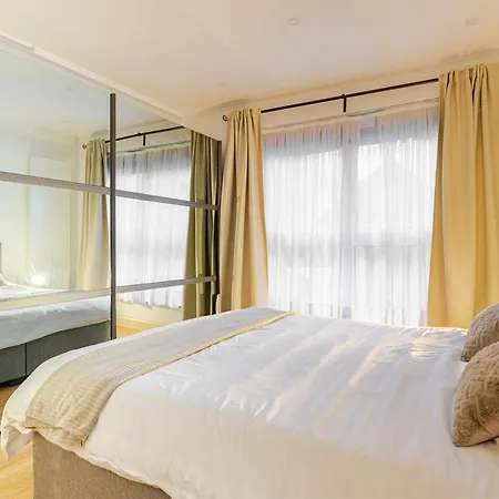 Apartment Le Joyau A Etterbeek Brussels